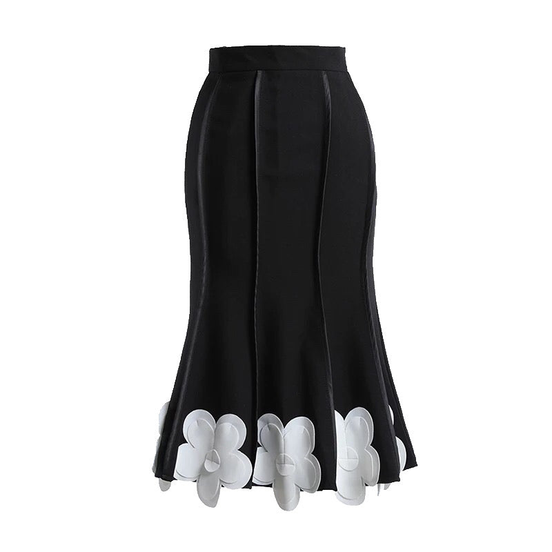 Black Patchwork Appliques Skirt