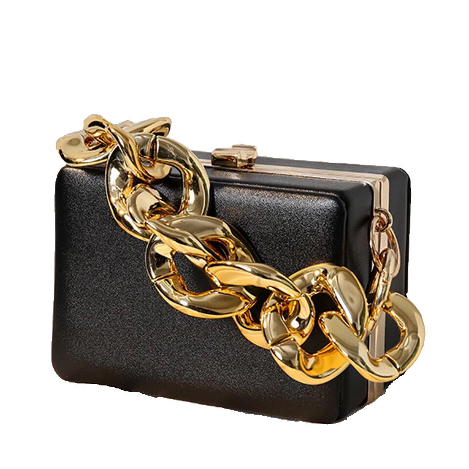 Madison Chunky Chain Black Bag